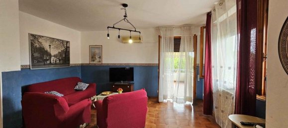 5 Schlafzimmer Wohnung in Viareggio, Italy, Nr. 331350 3
