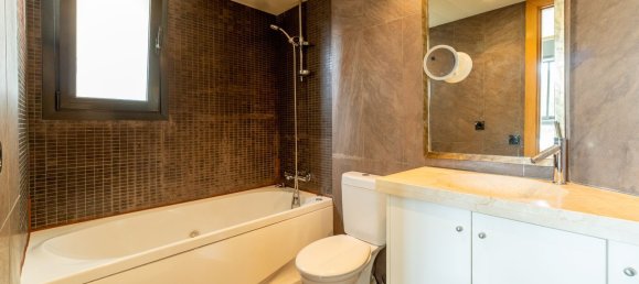 5 bedrooms House in Gracia, Spain No. 83394 17