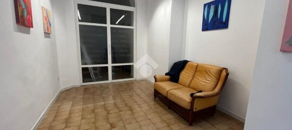  عقار تجاري في Rome, Italy 24متر مربع رقم 139928 11