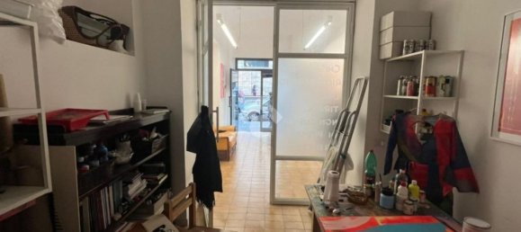  عقار تجاري في Rome, Italy 24متر مربع رقم 139928 15