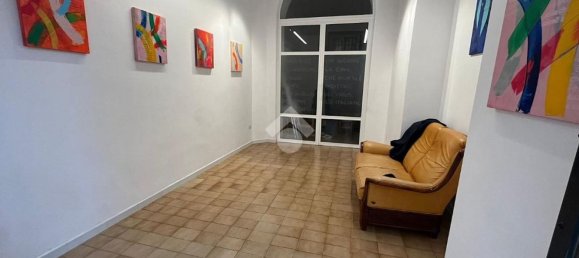  عقار تجاري في Rome, Italy 24متر مربع رقم 139928 2