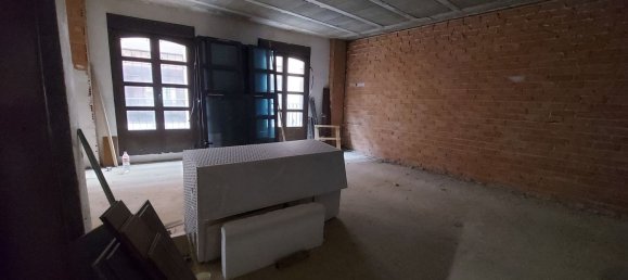 194m² Commercial property in Logrono, Spain No. 159422 4