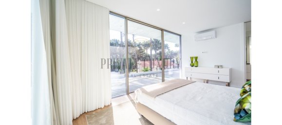 5 bedrooms Villa in Almada, Portugal No. 142739 43