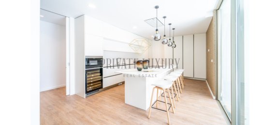 5 bedrooms Villa in Almada, Portugal No. 142739 47