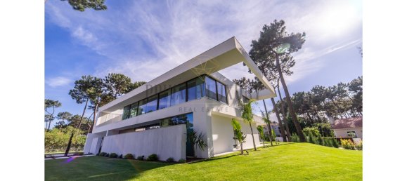 5 bedrooms Villa in Almada, Portugal No. 142739 8