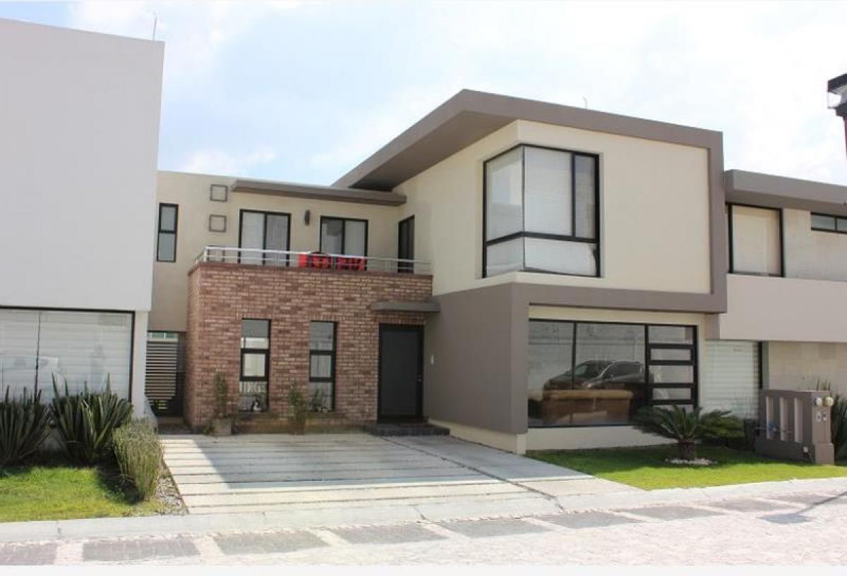 3 bedrooms House in Queretaro, Mexico No. 149464