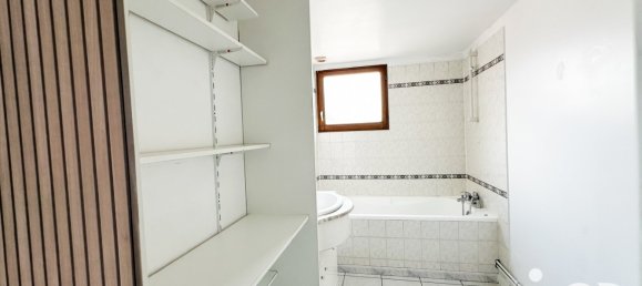 Adosado de 3 dormitorios en Orchies, France No. 38616 9