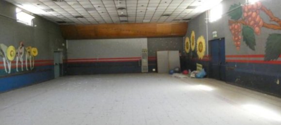  عقار تجاري في Soliera, Italy 341متر مربع رقم 326868 7