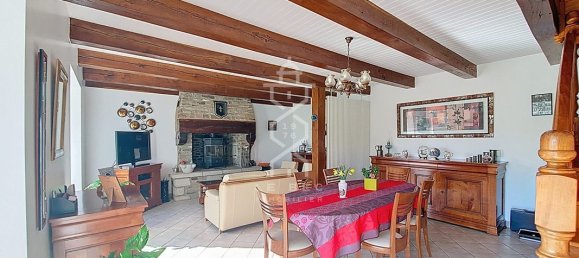 Casa de 4 dormitorios en Languidic, France No. 196326 3