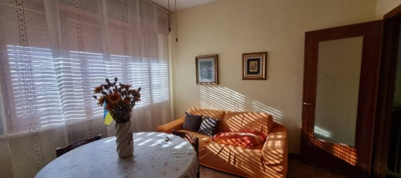 2 bedrooms Villa in Sommo, Italy No. 85871 3