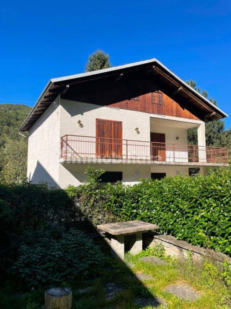 4 غرف نوم منزل في Sampeyre, Italy رقم 59826