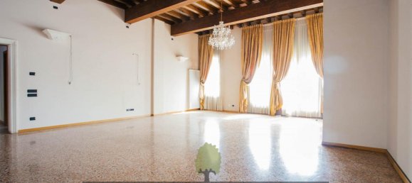 5 rooms Apartment in Monselice, Italy No. 227370 16
