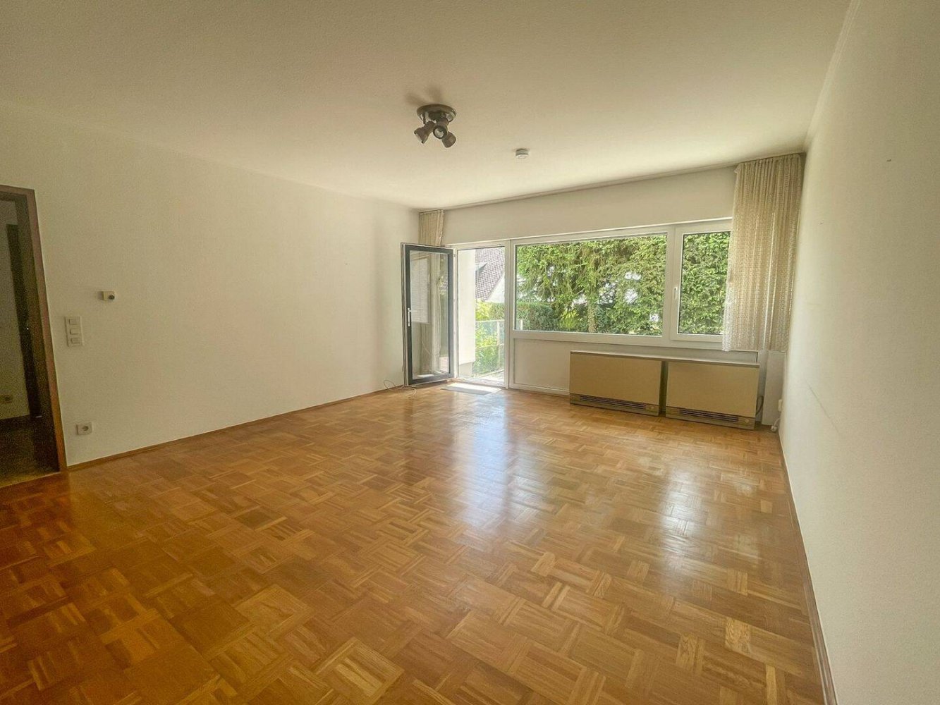 2غرفة شقة في Altenkirchen, Germany رقم 261139