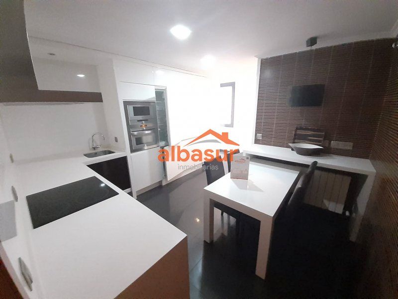 3 bedrooms Apartment in Cordoba, Spain No. 165431