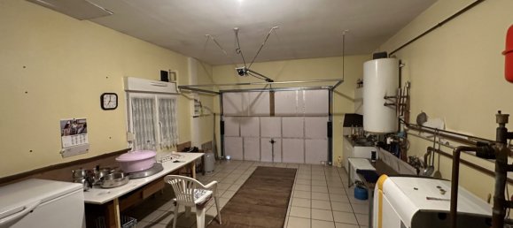 4 bedrooms House in Morhange, France No. 58984 11