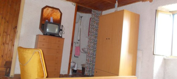 3 Schlafzimmer Wohnung in Subiaco, Italy, Nr. 130678 10