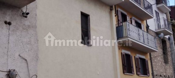 2 bedrooms Castles in Celano, Italy No. 346915 2