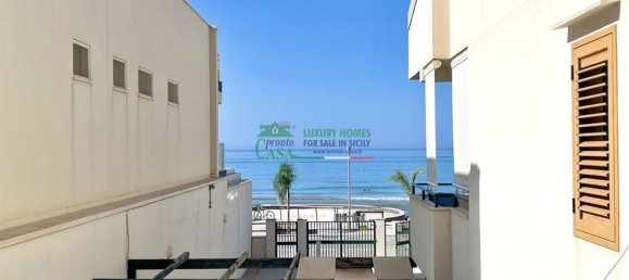 3 rooms Apartment in Ragusa, Italy No. 151730 2