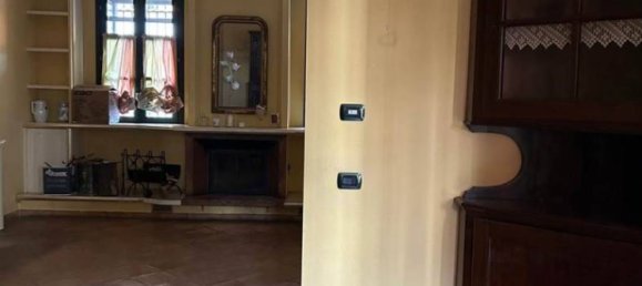 5-Zimmer Gebäude in Luzzara, Italy, Nr. 210055 5