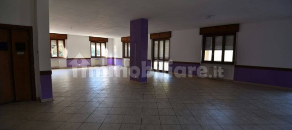Gewerbliche Immobilie in Borgo Val di Taro, Italy 640m², Nr. 250876 4