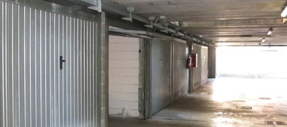 3 rooms Apartment in Arese, Italy No. 187506 2