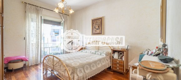 2 bedrooms Apartment in Rome, Italy No. 372841 10