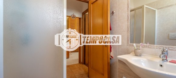 2 bedrooms Apartment in Rome, Italy No. 372841 12