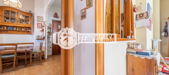 2 bedrooms Apartment in Rome, Italy No. 372841 11