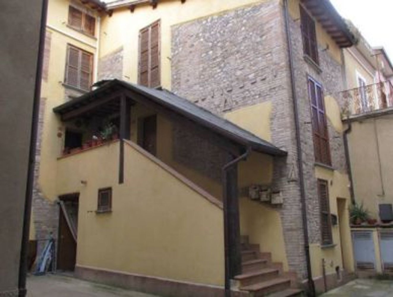 2 rooms Apartment in Bastia Umbra, Italy No. 39045