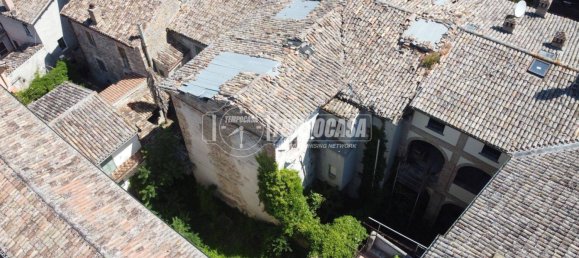 4 Schlafzimmer Wohnung in Caldarola, Italy, Nr. 313520 8
