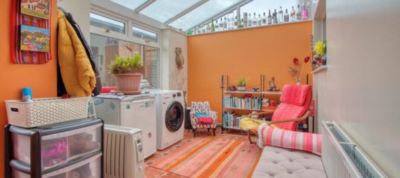 4 bedrooms Commercial property in Taunton, United Kingdom No. 13684 5