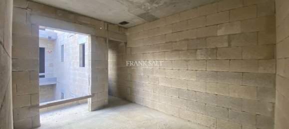 1 bedroom Penthouse in Marsaskala, Malta No. 1780 2