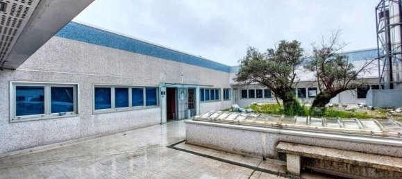 100m² Commercial property in Castel Maggiore, Italy No. 375075 12
