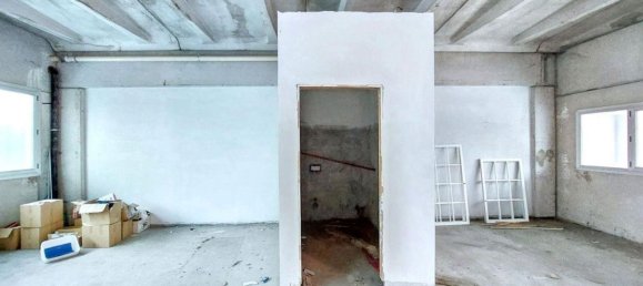 100m² Commercial property in Castel Maggiore, Italy No. 375075 6