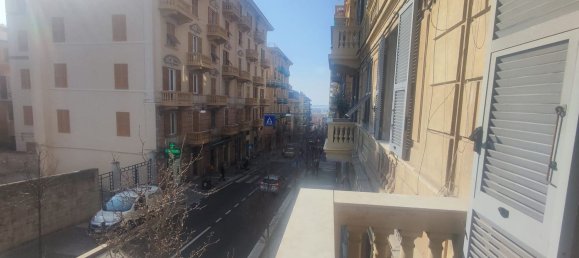 7-salle Appartement à Genoa, Italy No. 293300 9