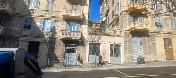 7-salle Appartement à Genoa, Italy No. 293300 2