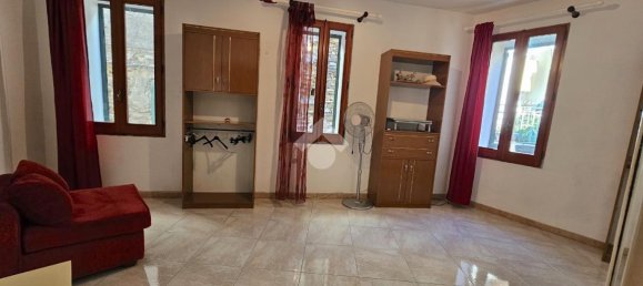 4-salle Appartement à Badalucco, Italy No. 77722 21