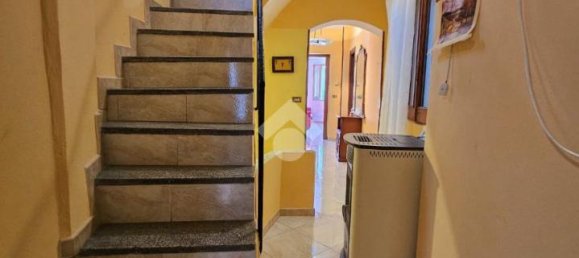 4-salle Appartement à Badalucco, Italy No. 77722 16