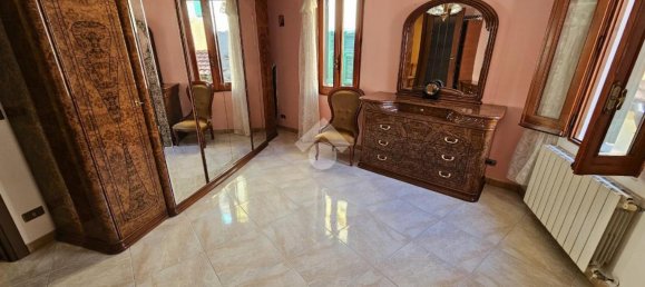 4-salle Appartement à Badalucco, Italy No. 77722 7