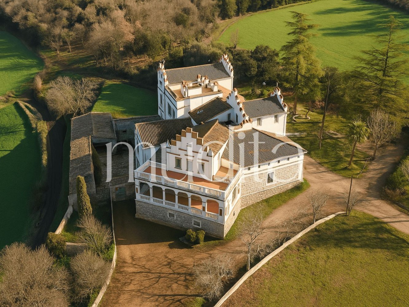 20 bedrooms House in Barcelona, Spain No. 155729