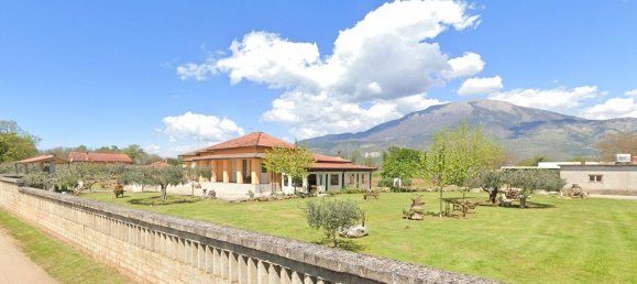 Villa de 5 habitaciónes en Aquino, Italy No. 161992 2