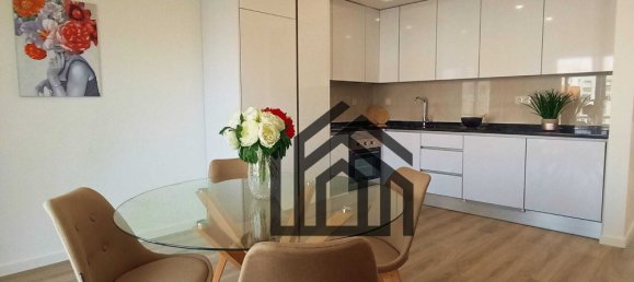 3 bedrooms Apartment in Lisbon, Portugal No. 86533 2