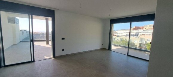 3 bedrooms Penthouse in Adeje, Spain No. 24759 3