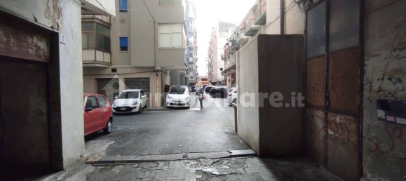 4 bedrooms Apartment in Catania, Italy No. 74247 45