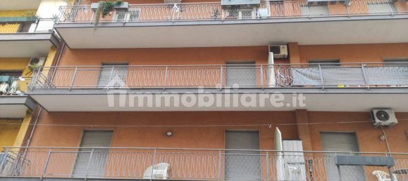 4 bedrooms Apartment in Catania, Italy No. 74247 3