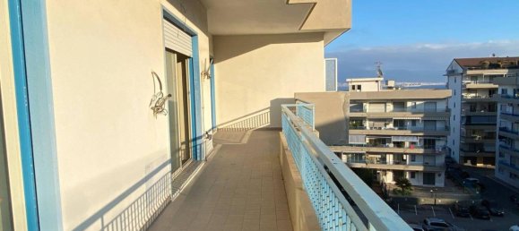 Apartamento de 3 habitaciónes en Messina, Italy No. 23041 16