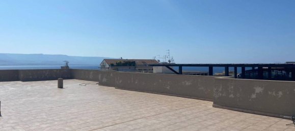 Apartamento de 3 habitaciónes en Messina, Italy No. 23041 5