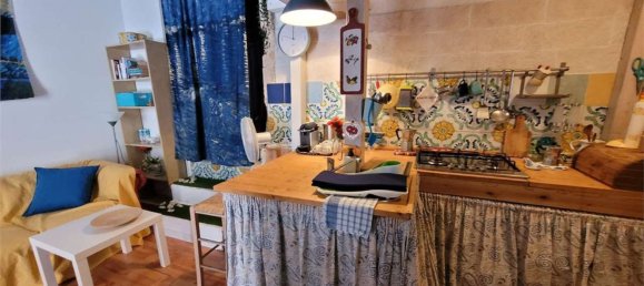 Studio in Syracuse, Italy No. 242986 12