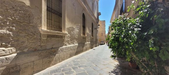 Studio in Syracuse, Italy No. 242986 3