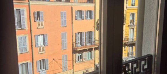 2 bedrooms Apartment in Milan, Italy No. 337626 22